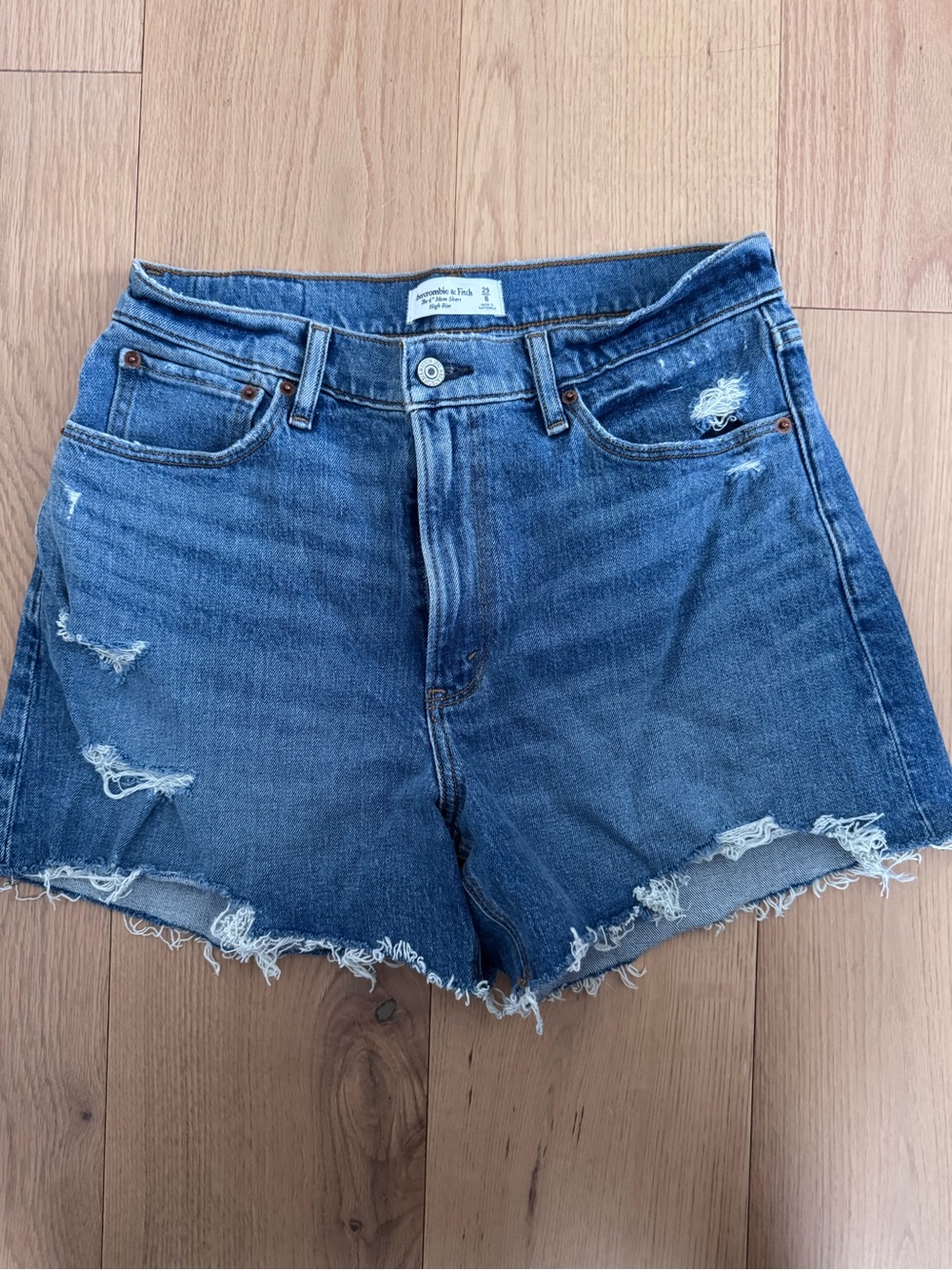 Abercrombie & Fitch The 4” Mom Short High Rise Distressed Frayed Hem Jean Shorts